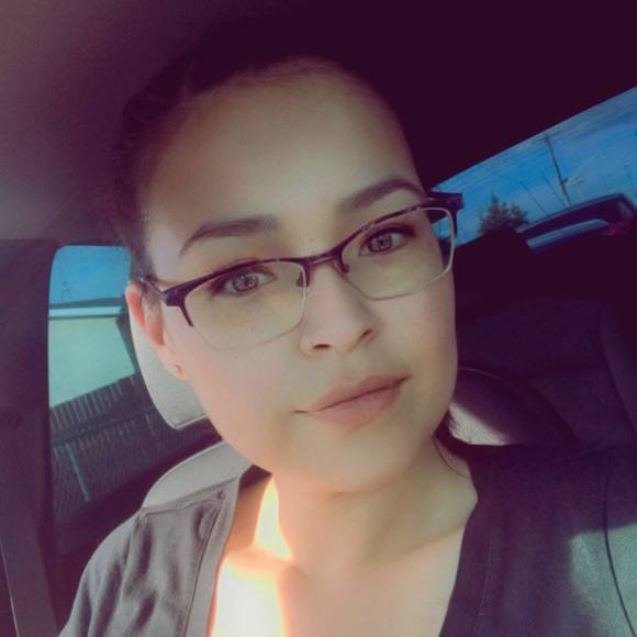 Meet your Posher, Gabrielle - Picture 1 of 1